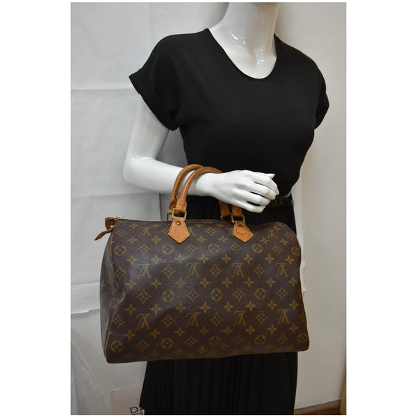 Louis Vuitton Speedy 35 Monogram Canvas Handbag - DDH