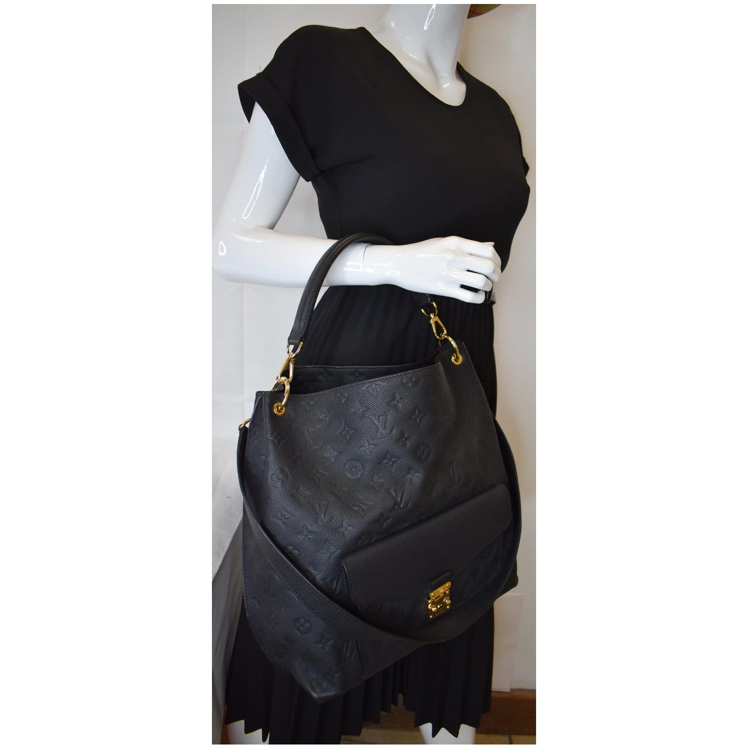 Louis Vuitton Monogram Empreinte Melie Hobo - Black Totes, Handbags -  LOU795132
