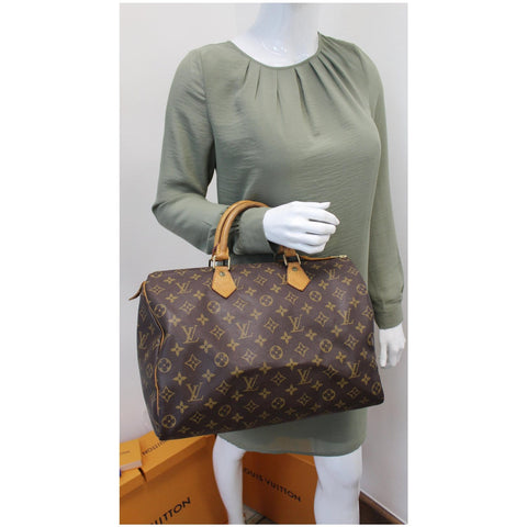 Louis Vuitton Speedy 35 Monogram Canvas hand Bag