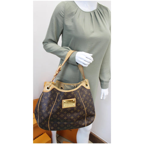 Louis Vuitton Galliera PM Monogram Canvas Hnadbag