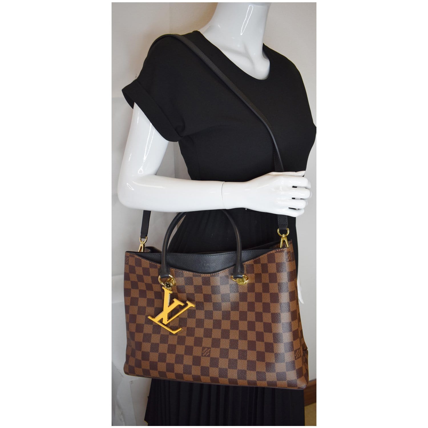 Louis Vuitton Damier Ebene Riverside MM - Brown Totes, Handbags