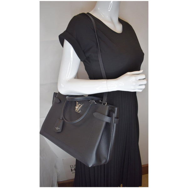 LOUIS VUITTON Lockme Day Grained Calf 2way Shoulder Bag Black