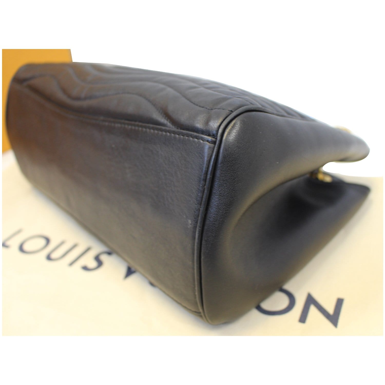 LOUIS VUITTON Wave Chain Leather Tote Shoulder Bag Black-US