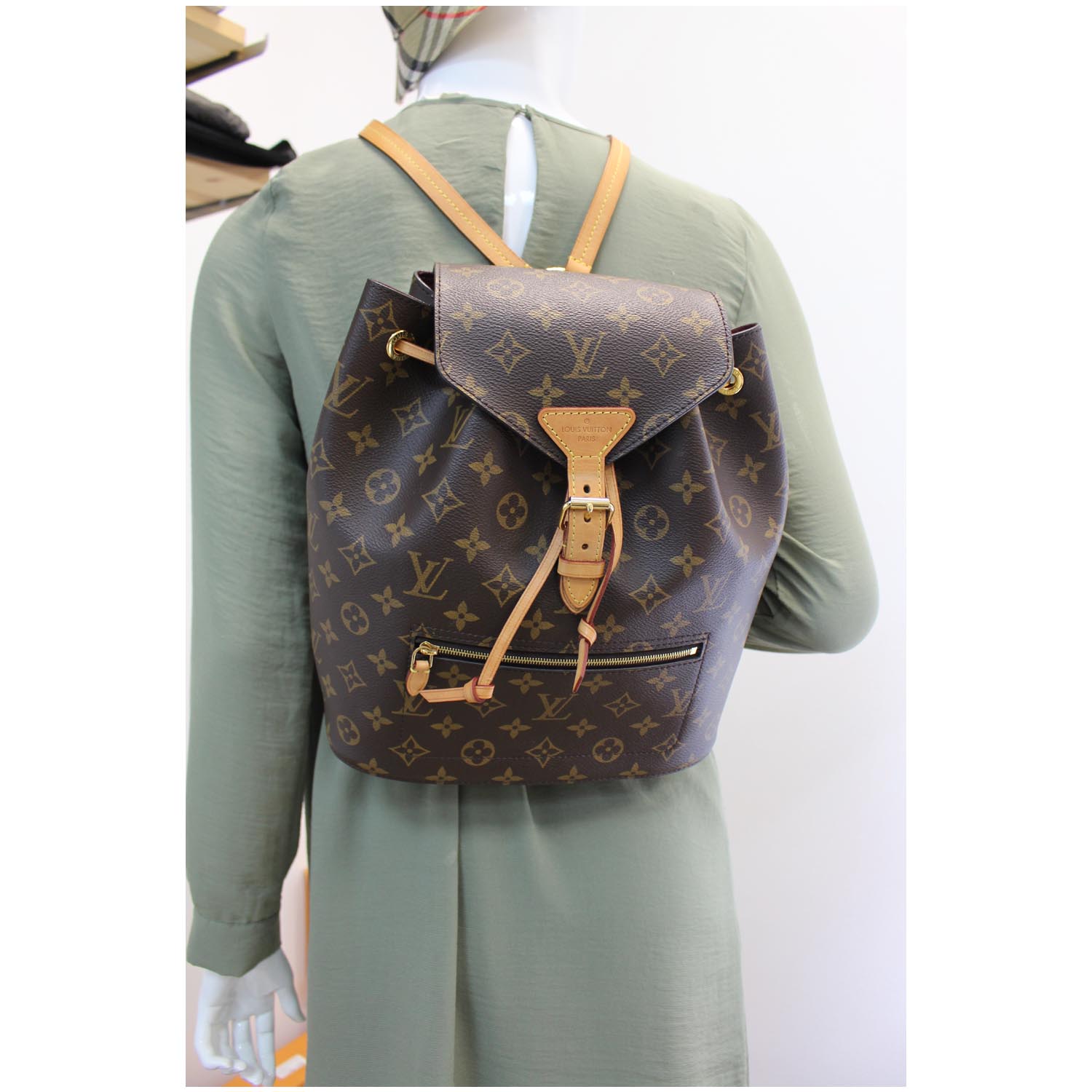 Montsouris cloth backpack Louis Vuitton Beige in Cloth - 32499684