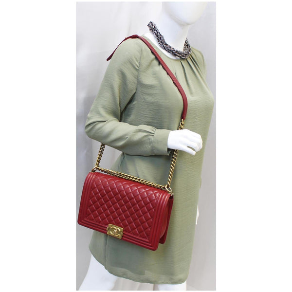 CHANEL Medium Boy Flap Lambskin Leather Shoulder Bag Red-US