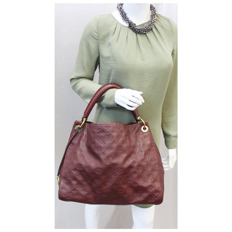 Louis Vuitton Artsy MM Monogram Empreinte Shoulder Bag - leather
