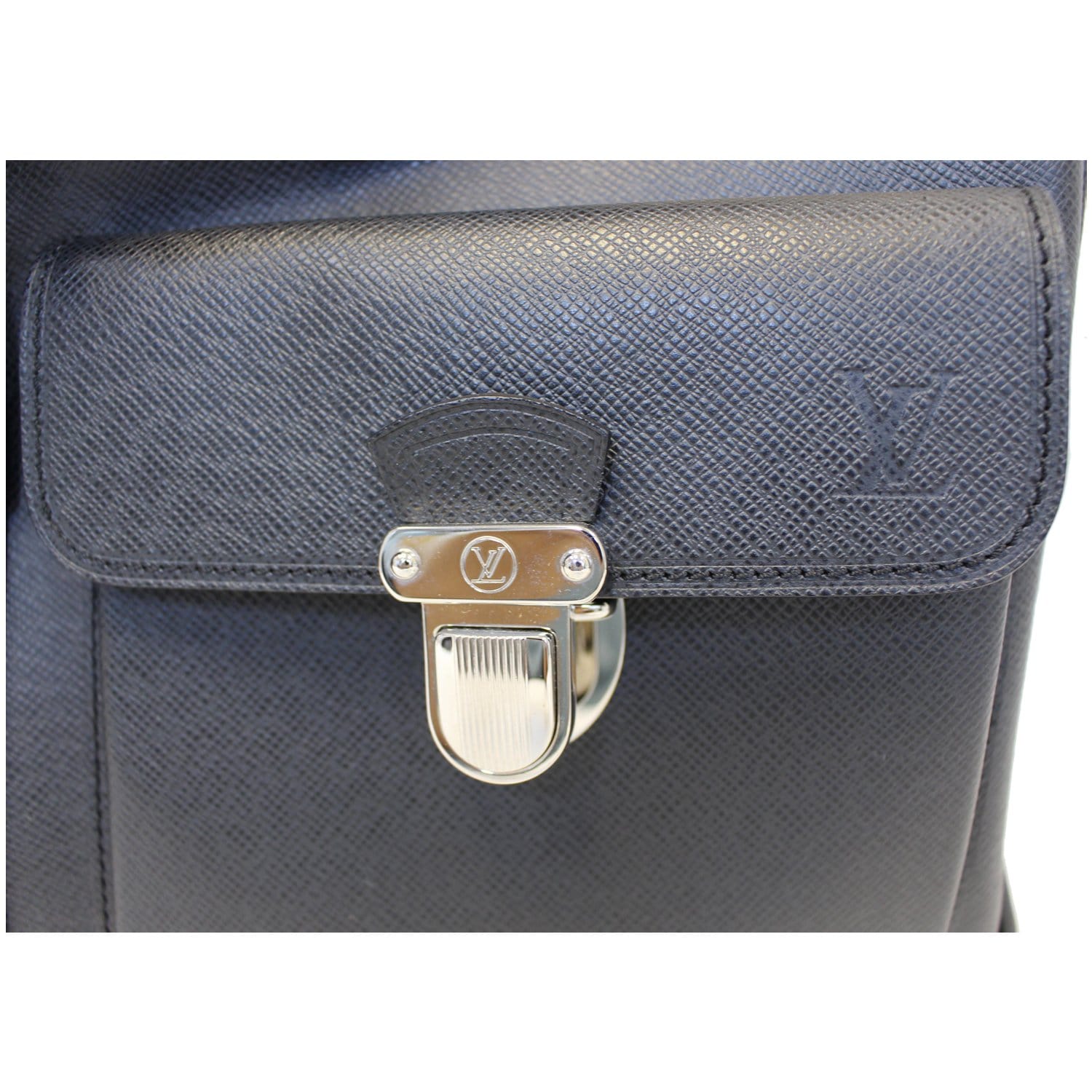 Louis Vuitton Taiga Taiga Leather Business Card Case Ardoise