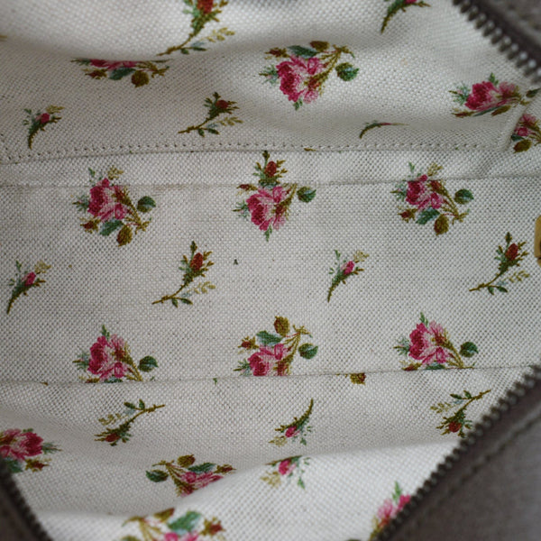 GUCCI Neo Vintage GG Supreme Canvas Messenger Bag Beige 476466