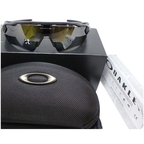 Oakley Youth Radar EV XS Path Sunglasses black Lens