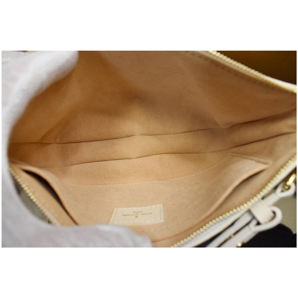 Louis Vuitton Multi Pochette Accessories Bag interior