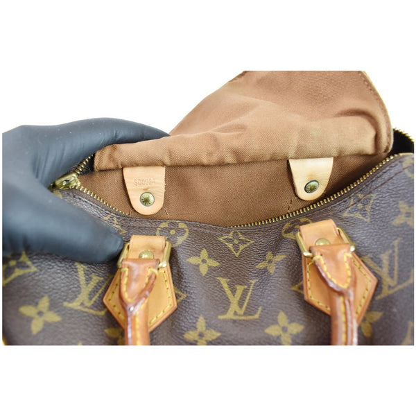 Louis Vuitton Speedy 25 Monogram Canvas Satchel Bag - opened zip