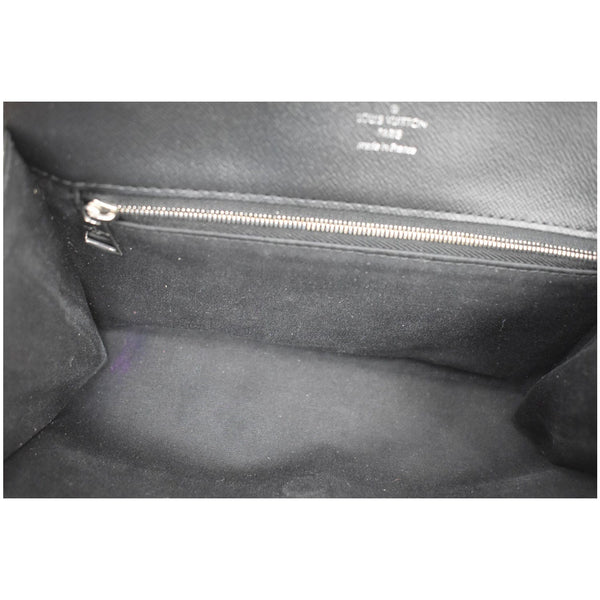 LOUIS VUITTON Clery Pochette Epi Leather Shoulder Bag Black