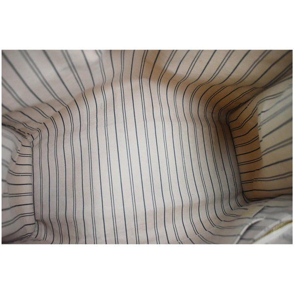 Louis Vuitton Pont Neuf MM Monogram Leather Bag - inside preview