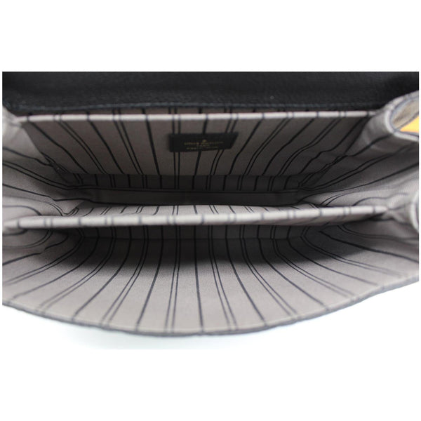 LOUIS VUITTON Metis Pochette Empreinte Leather Shoulder Bag Black