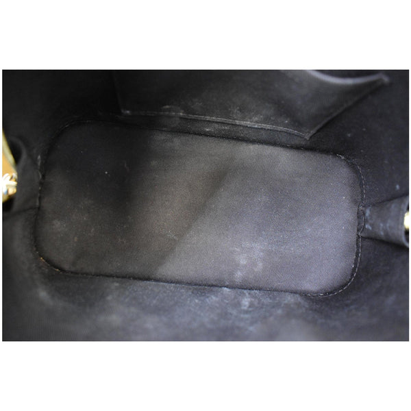 LOUIS VUITTON Alma BB Vernis Leather Satchel Crossbody Bag Amarante