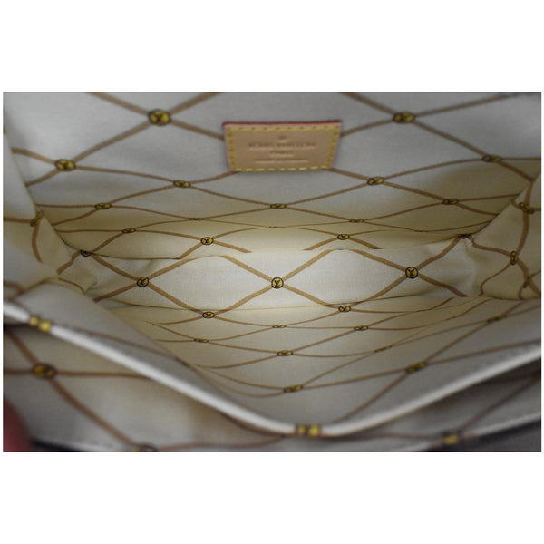 Louis Vuitton Summer Trunks Pochette Metis Shoulder handbag interior