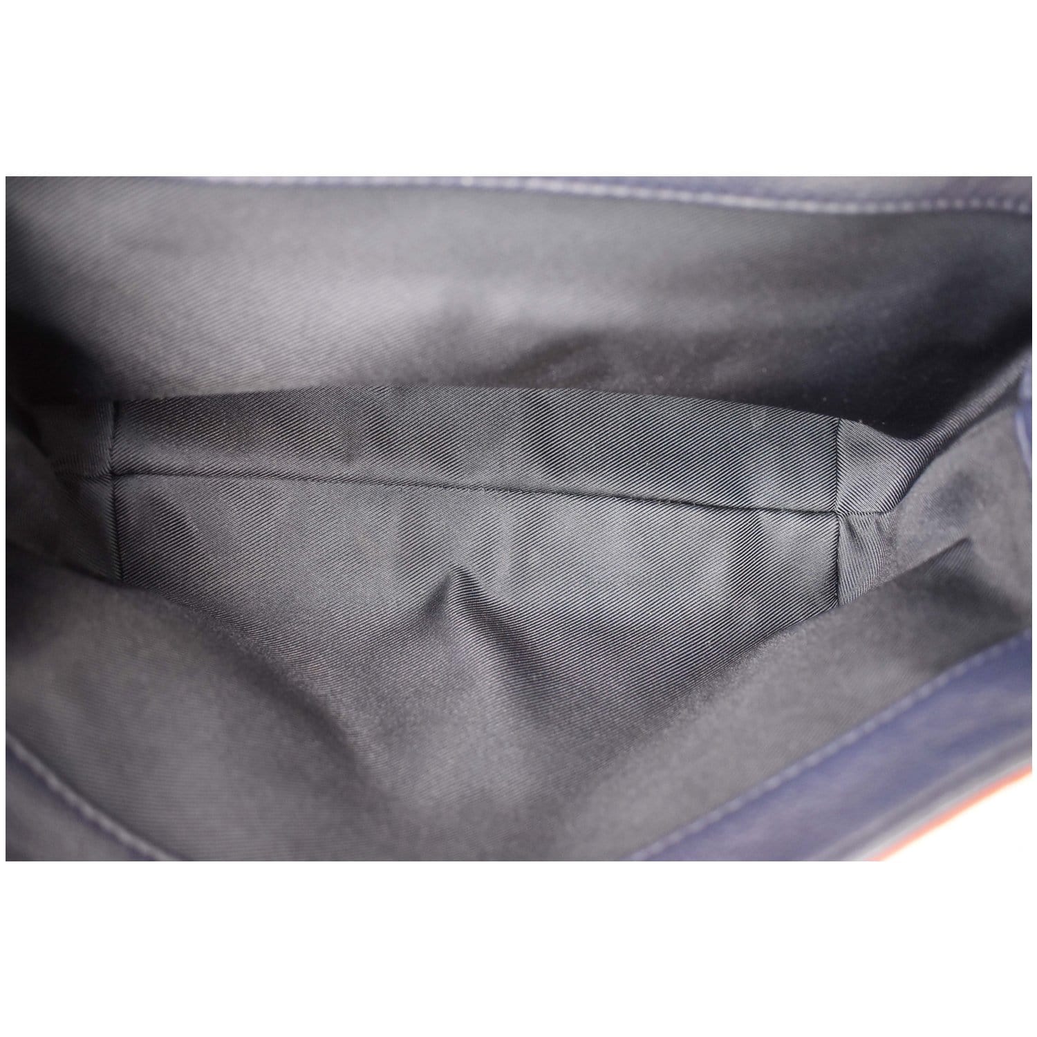LOUIS VUITTON Lockme II BB Pebbled Leather Shoulder Bag Blue - 25% OFF