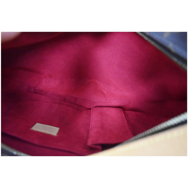 LOUIS VUITTON Croissant GM Monogram Canvas Shoulder Bag Brown