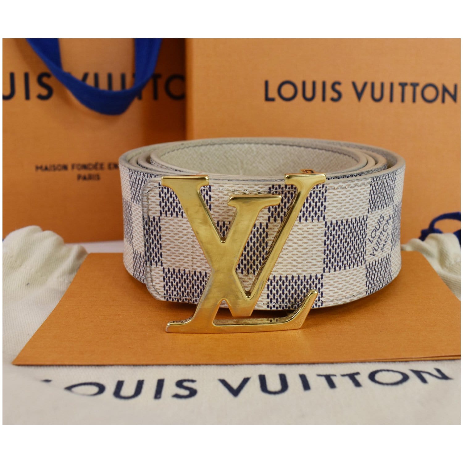 Louis Vuitton 2018 Damier Azur LV Initials Belt · INTO