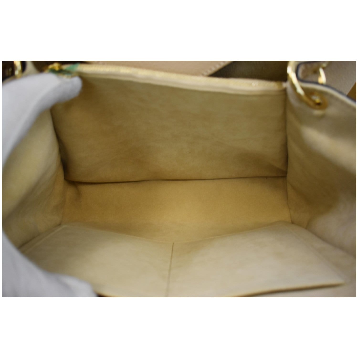 👛Neverfull GM in Monogram Canvas/Peony Interior ❤️sold ❣️$1475 ❤️ Very  Good Condition, Vachetta has a light / medium patina, no dryness…