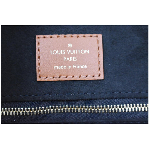 LOUIS VUITTON Onthego MM Wild At Heart Leather Shoulder Bag Black