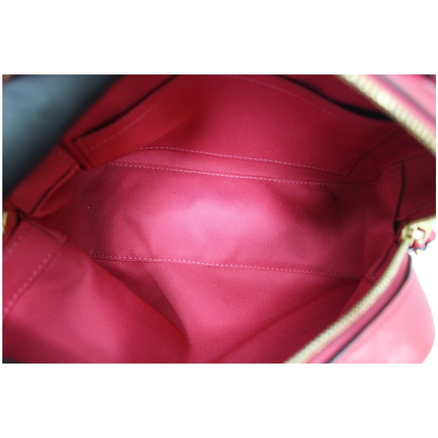 USED Louis Vuitton Saintonge Freesia Pink Monogram Canvas Cross Body B -  MyDesignerly
