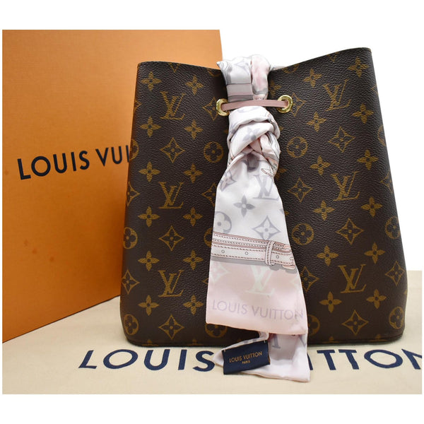 Louis Vuitton Neonoe MM Damier Ebene Crossbody Bag design