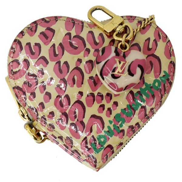 LOUIS VUITTON Leopard Coeur Heart Monogram Vernis Coin Blanc Corail