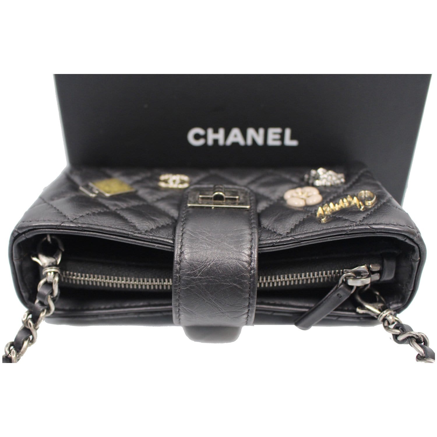 Chnael Black Aged Quilted Leather Lucky Charms 2.55 Reissue Wallet on Chain  Chanel