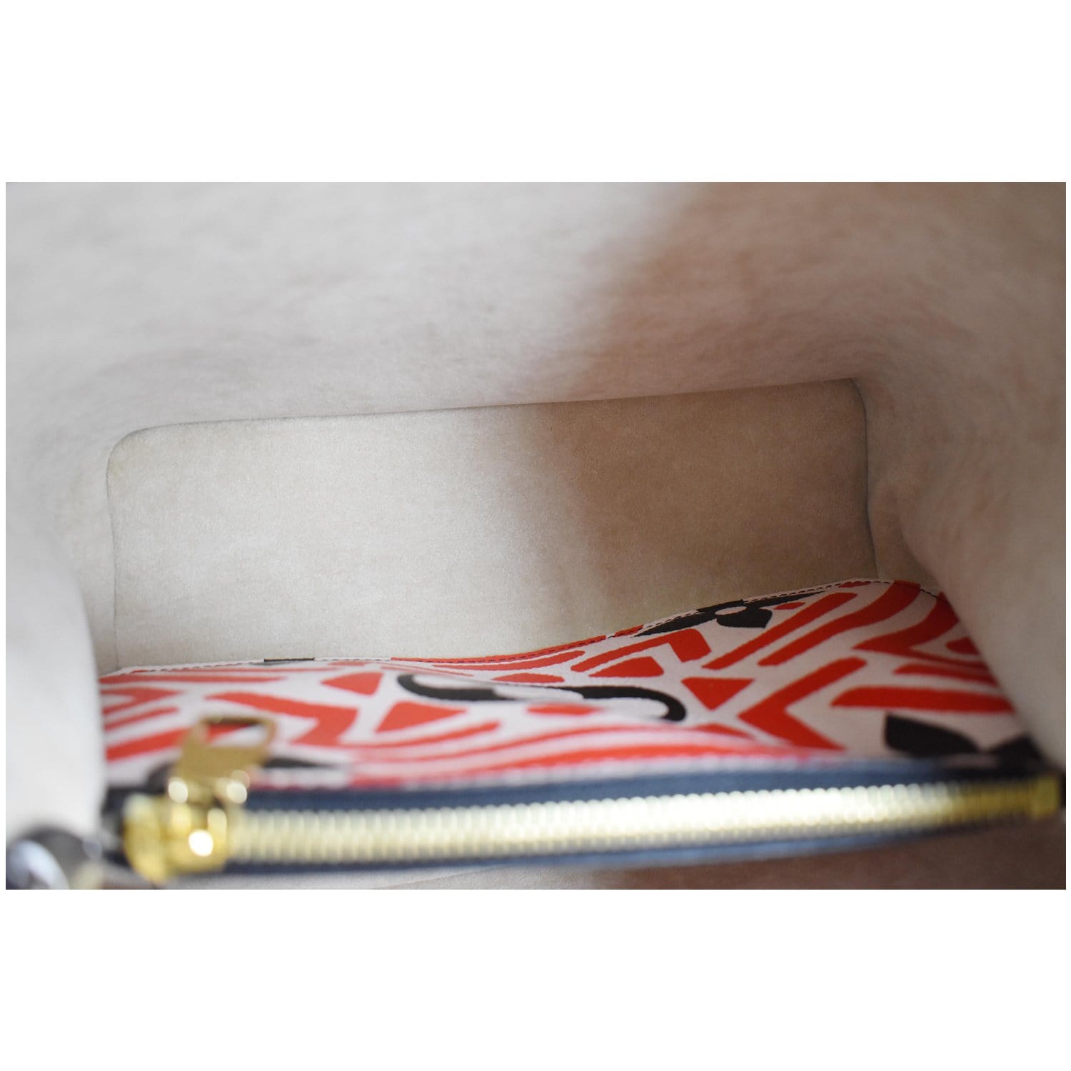 Louis Vuitton Crafty NeoNoe MM Bag – ZAK BAGS ©️