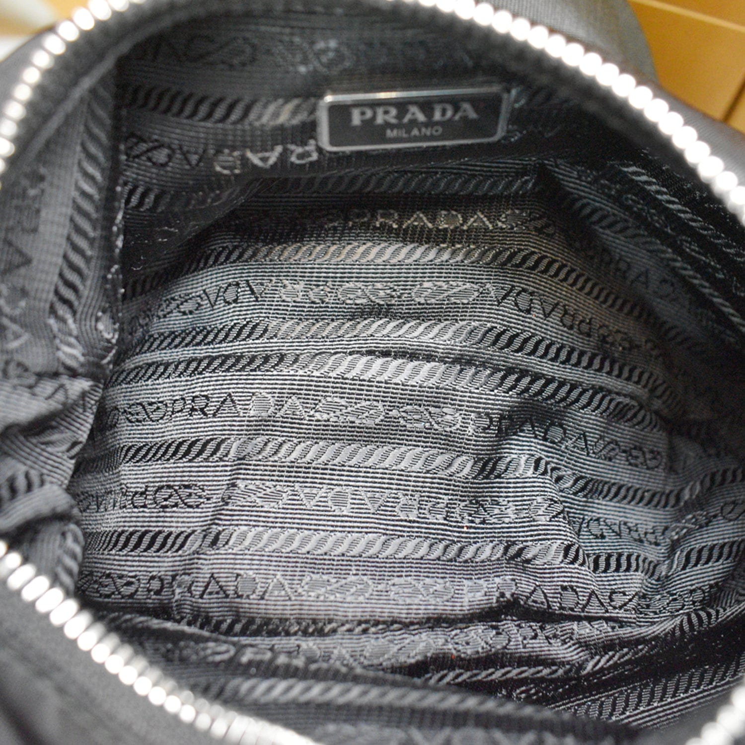 PRADA Nylon Re-Edition 2005 Shoulder Bag Black 1292886