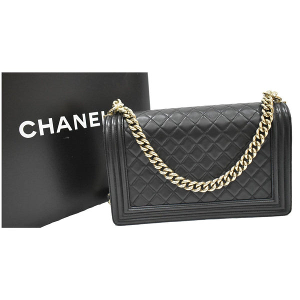 Chanel Medium Boy Flap Lambskin Leather Shoulder Bag - black\