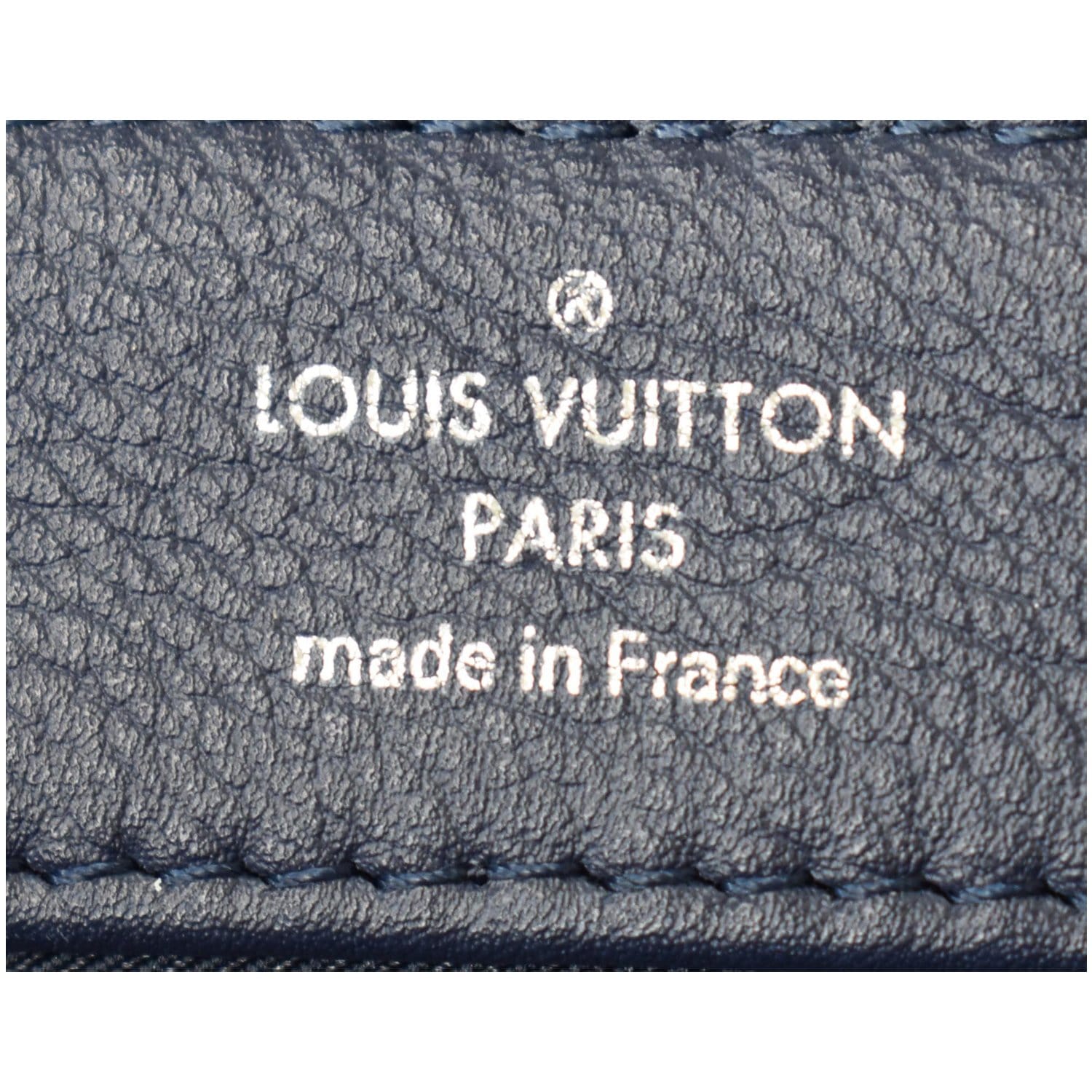 LOUIS VUITTON Lockme II BB Pebbled Leather Shoulder Bag Blue - 25% OFF