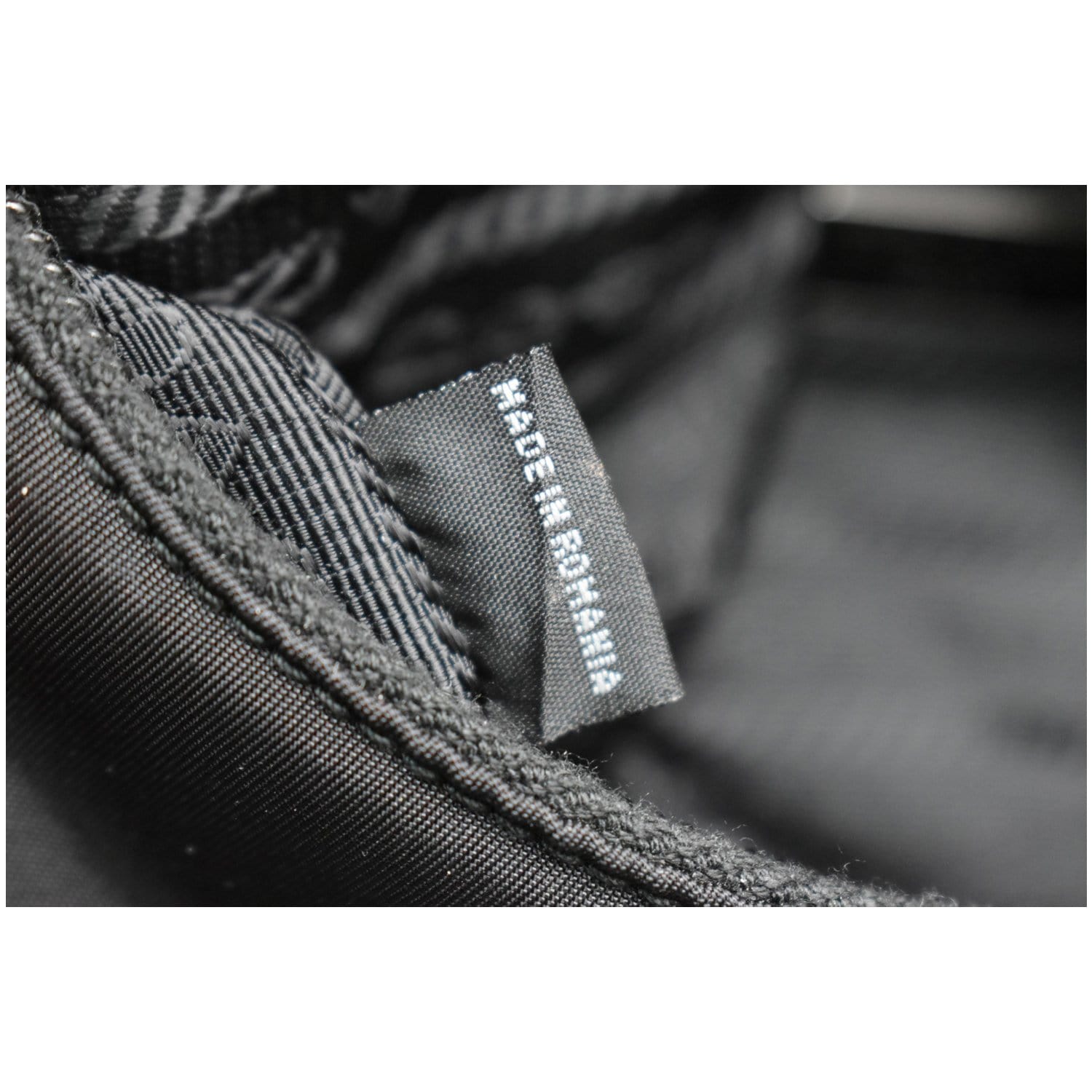Prada Re-nylon Re-edition 2000 Mini-bag in Black
