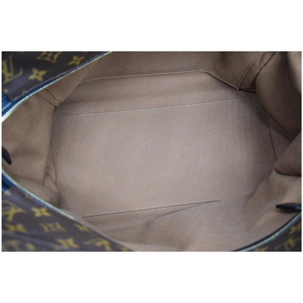 Louis Vuitton City Steamer XXL Leather Shoulder Bag interior