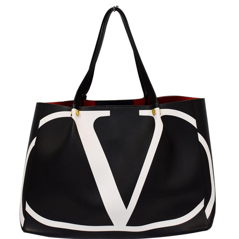VALENTINO Sac Medium Shopping V Logo Escape Leather Tote Bag Black