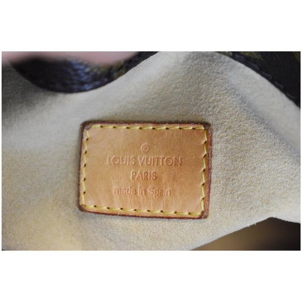 Louis Vuitton Artsy MM Monogram Canvas Shoulder Bag - made in Spain