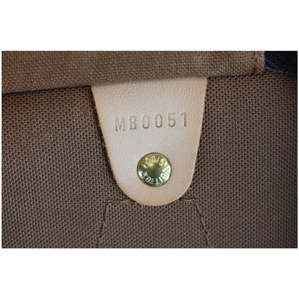 Louis Vuitton Speedy 40 Satchel Bag code MB0051