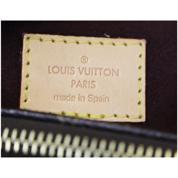 LOUIS VUITTON Montaigne MM Monogram Canvas Shoulder Bag