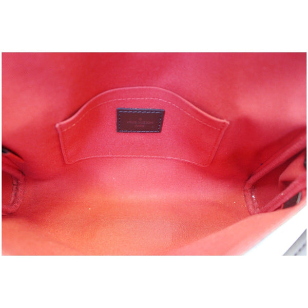 Louis Vuitton Favorite Mm Crossbody bag | internal view