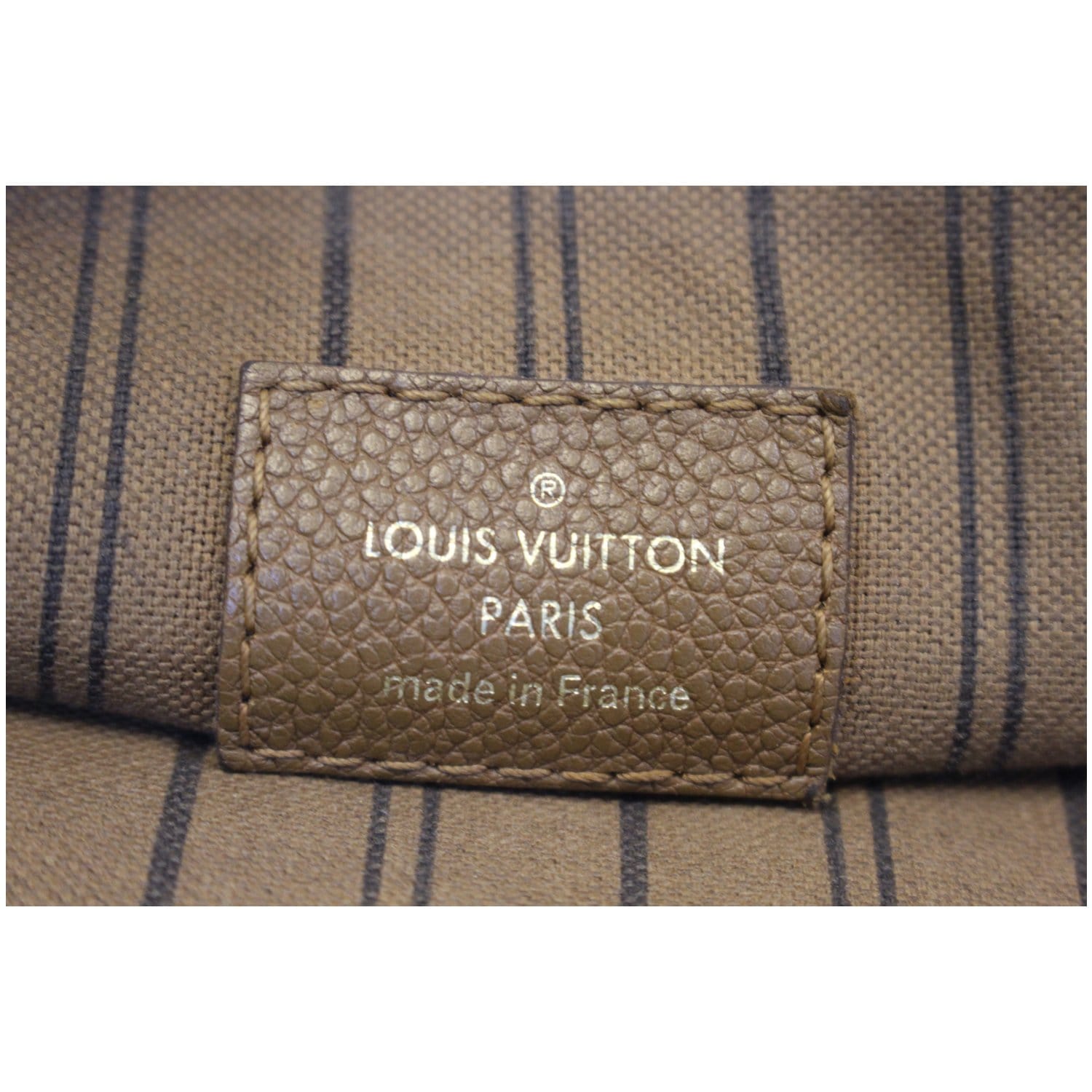 Lumineuse leather handbag Louis Vuitton Purple in Leather - 26214626