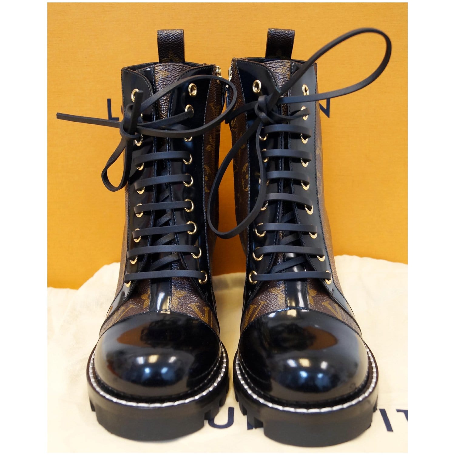 Louis Vuitton Patent Calfskin Logo Star Trail Ankle Boots - Size 9