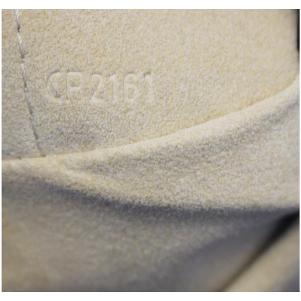 Louis Vuitton Artsy MM Monogram Shoulder Bag - lv tag 