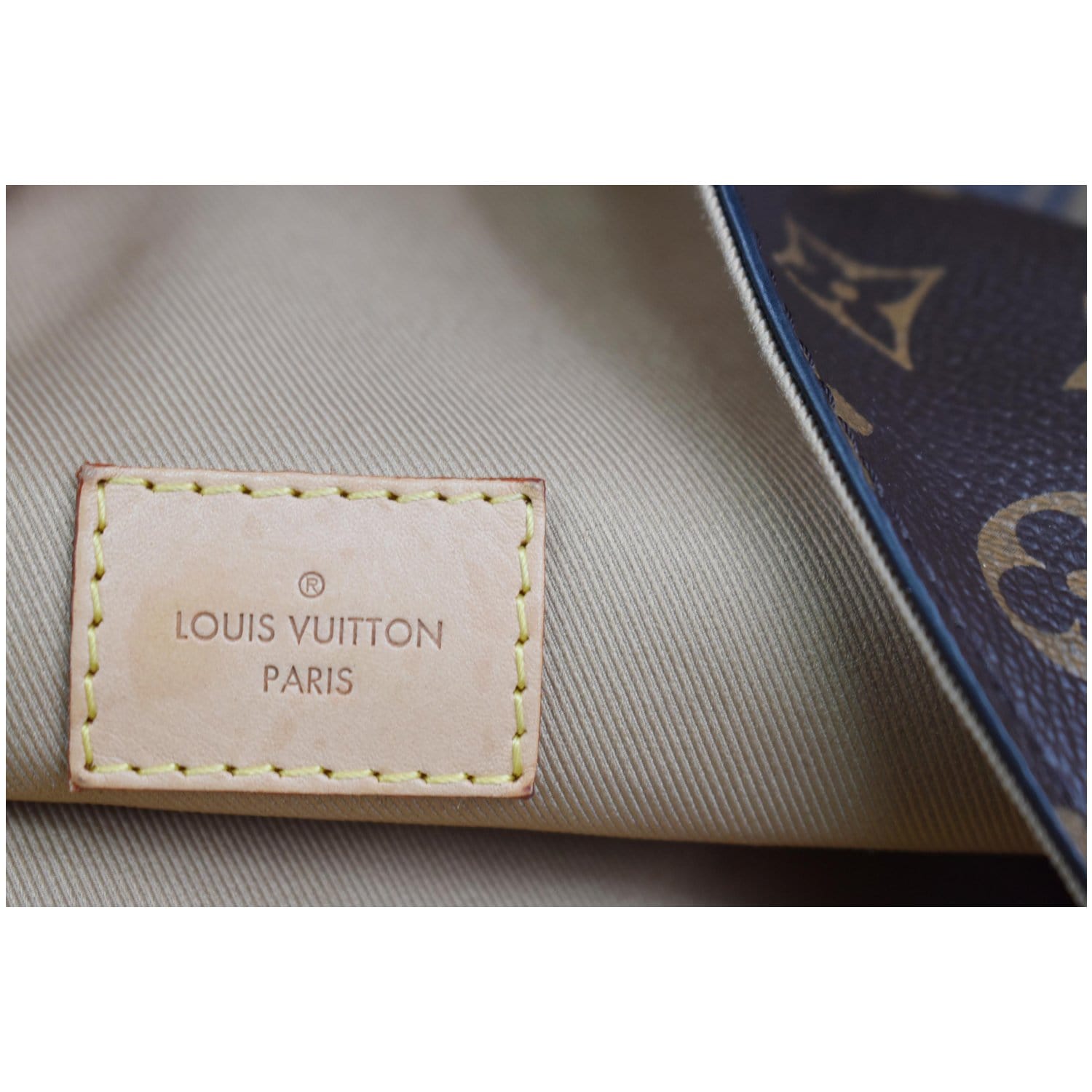 Louis Vuitton Graceful Hobo Bag MM Brown Canvas Monogram - Original Price-$1890