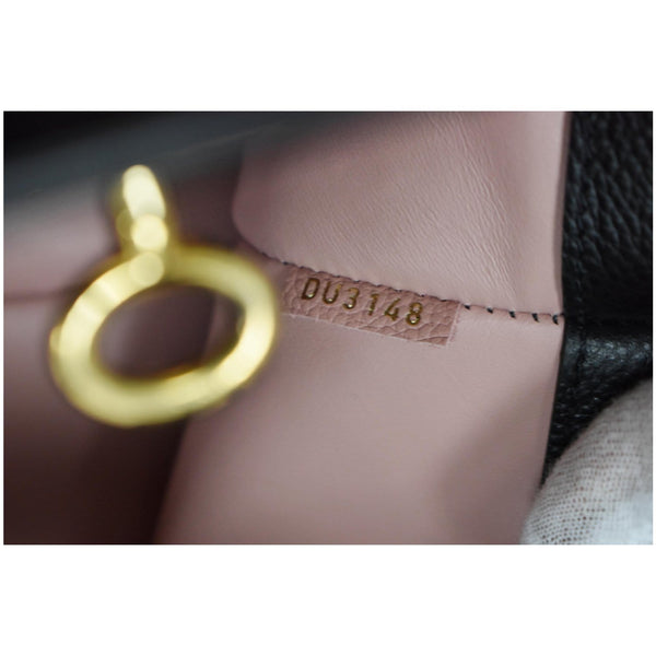 Louis Vuitton City Steamer MM Leather Shoulder Bag - code DU 3148