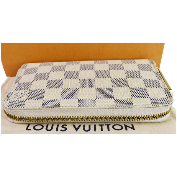 Louis Vuitton Damier Azur Zippy Organizer Wallet White - zip front view