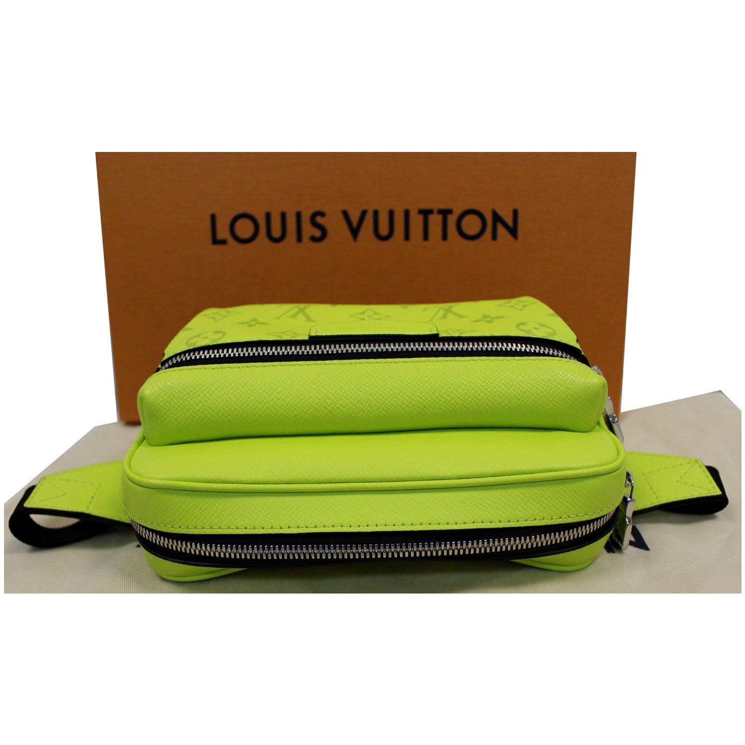 LOUIS VUITTON Boston bag M30114 Epithea green Taiga Taiga from