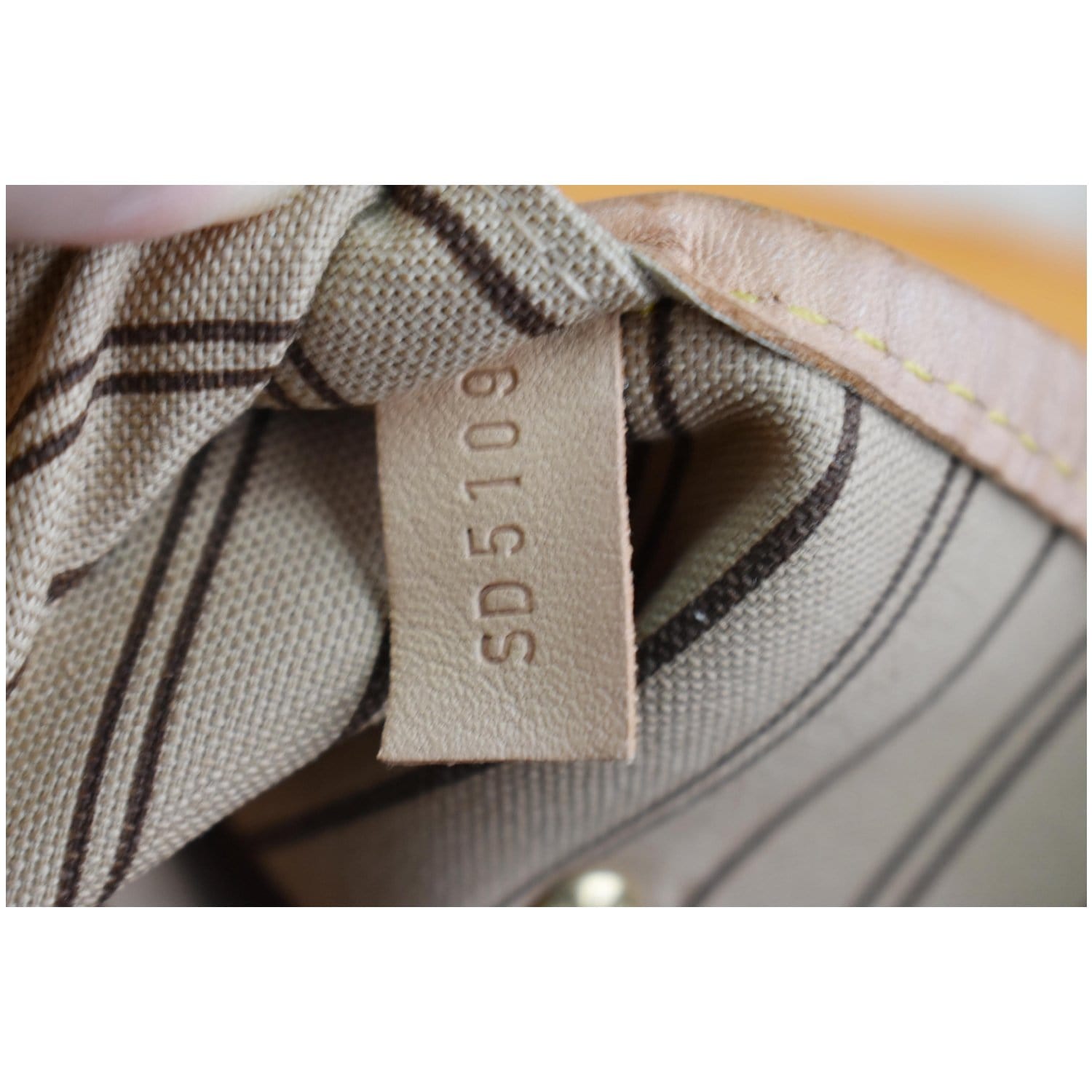Louis Vuitton 2016 Monogram Neverfull MM - Brown Totes, Handbags -  LOU538224