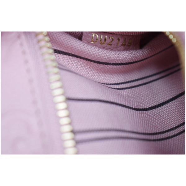 LOUIS VUITTON Metis Pochette Empreinte Leather Crossbody Bag Rose Poudre