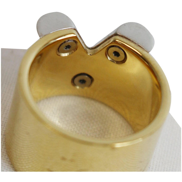 LOUIS VUITTON Essential V Ring Medium Gold M61085